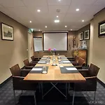 Fletcher Hotel-restaurant Jagershorst-eindhoven מלון 4*