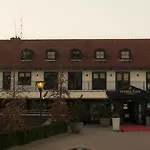 Fletcher Hotel-restaurant Jagershorst-eindhoven מלון 4*