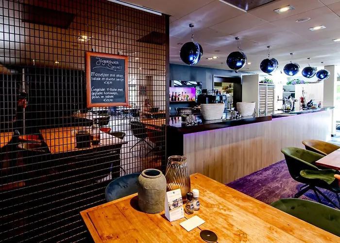Fletcher Hotel-restaurant Jagershorst-eindhoven Hotel 4*