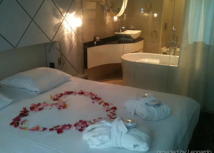 Fletcher Hotel-restaurant Jagershorst-eindhoven Hotel 4*