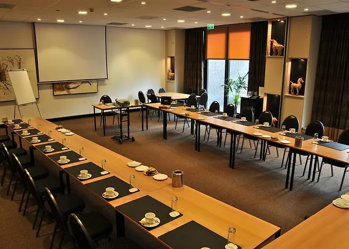 Ξενοδοχείο Fletcher Hotel-restaurant Jagershorst-eindhoven 4*